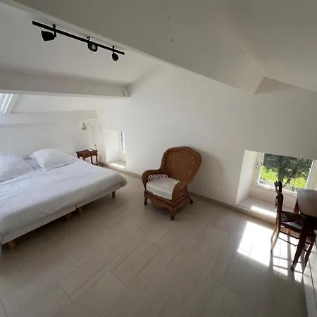 Maison Du Soleil Banne